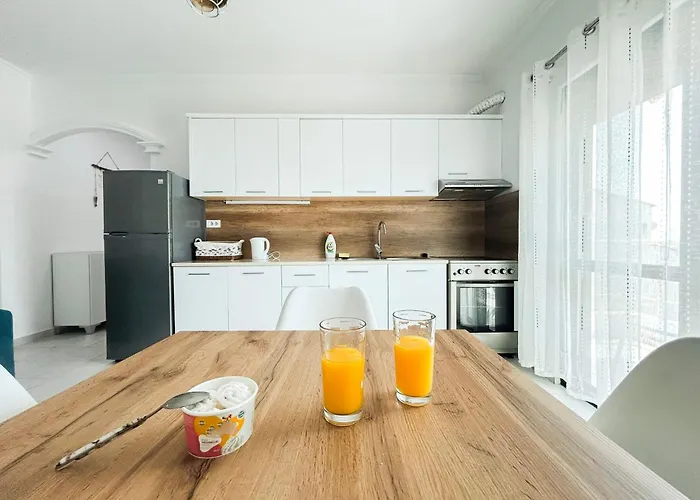 The Anchors Rest * Дуррес