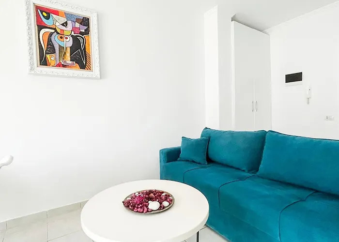 The Anchors Rest * Дуррес